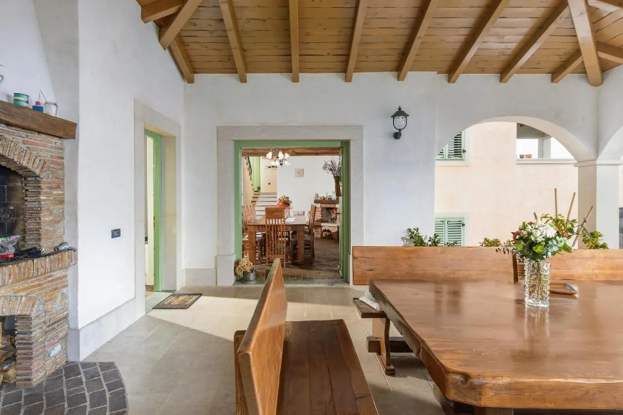 Wonderful Villa Mirna Poljane